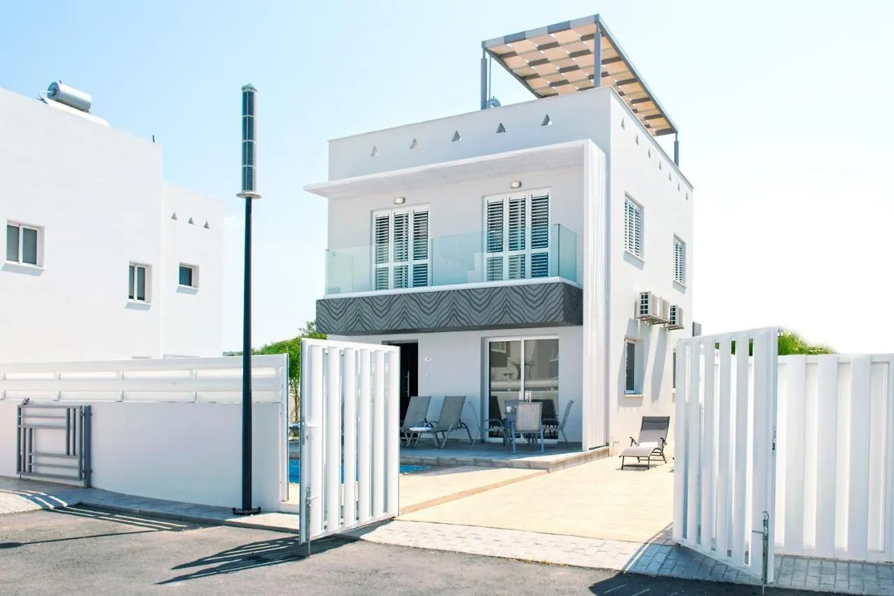 Nissini Nero, 3 Bedroom Villa With Private Pool, 5 Min To The Beach Ayia Napa Cypern
