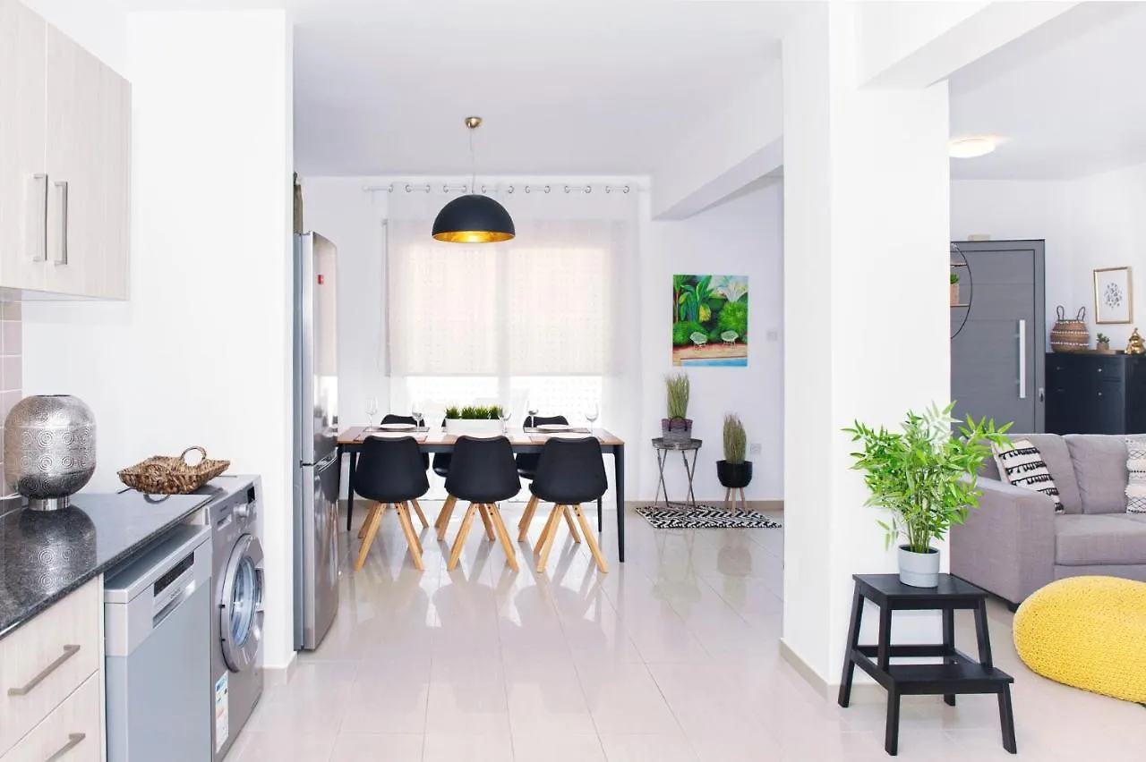 Nissini Nero, 3 Bedroom Villa With Private Pool, 5 Min To The Beach Agia Napa